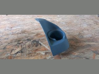 bontott FORD TRANSIT Pohártartó