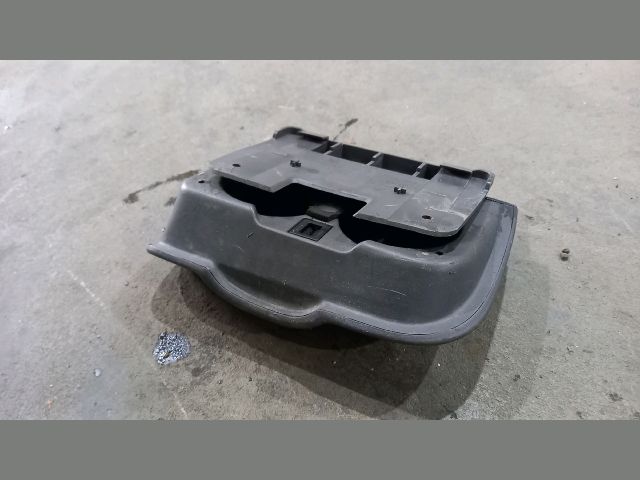 bontott FORD TRANSIT Pohártartó