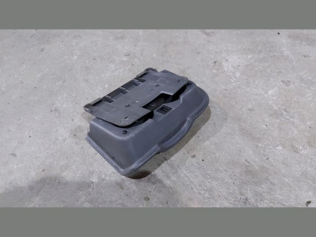 bontott FORD TRANSIT Pohártartó