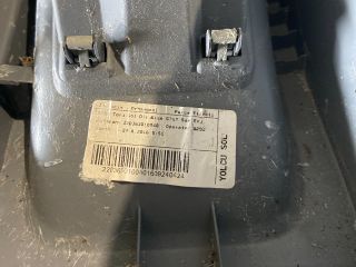 bontott FORD TRANSIT Pohártartó