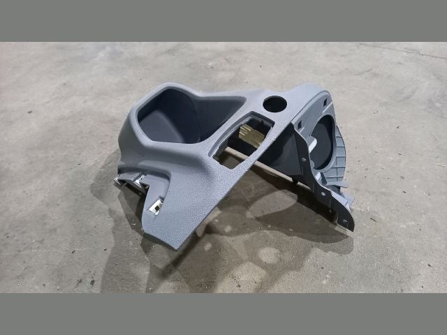 bontott FORD TRANSIT Pohártartó