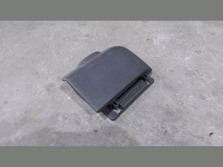 bontott FORD TRANSIT Pohártartó