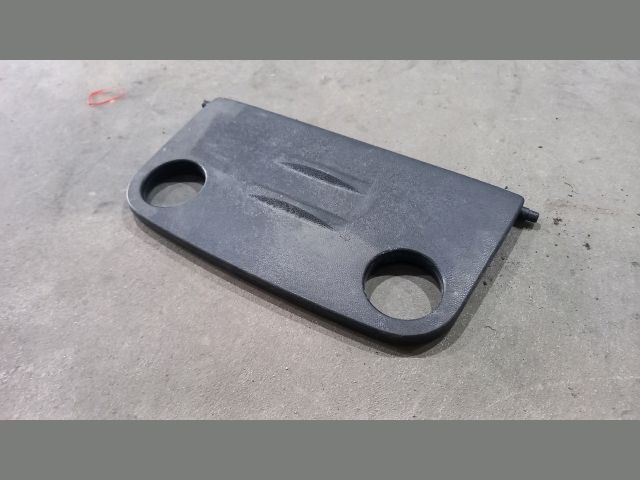 bontott FORD TRANSIT Pohártartó