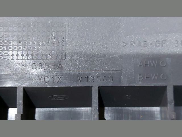 bontott FORD TRANSIT Pohártartó