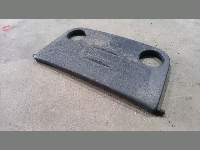 bontott FORD TRANSIT Pohártartó