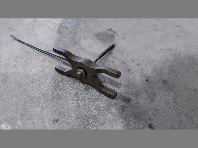 bontott FORD TRANSIT Porlasztó Lefogató