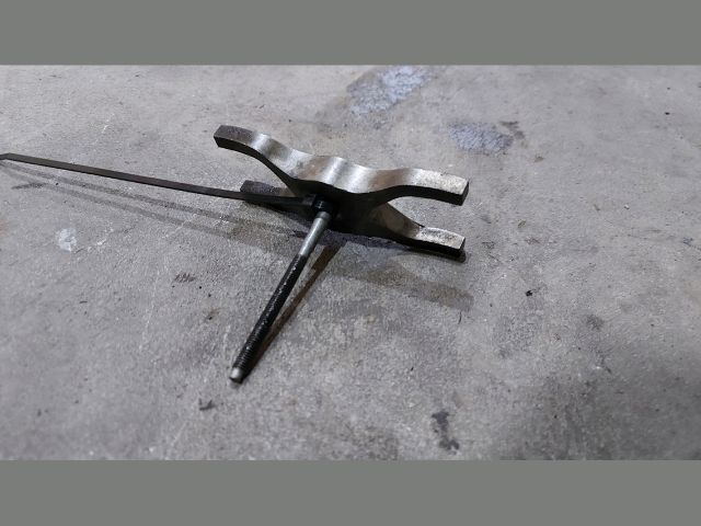 bontott FORD TRANSIT Porlasztó Lefogató