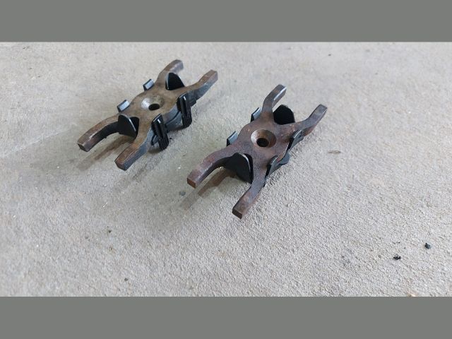 bontott FORD TRANSIT Porlasztó Lefogató