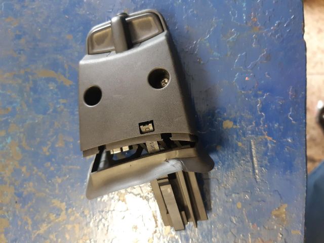 bontott FORD TRANSIT Rádió / CD Kapcsoló