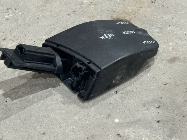 bontott FORD TRANSIT Rádió / CD Kapcsoló