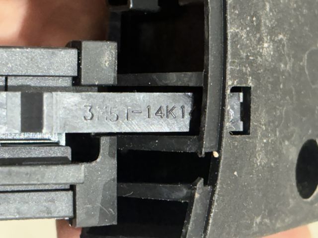 bontott FORD TRANSIT Rádió / CD Kapcsoló