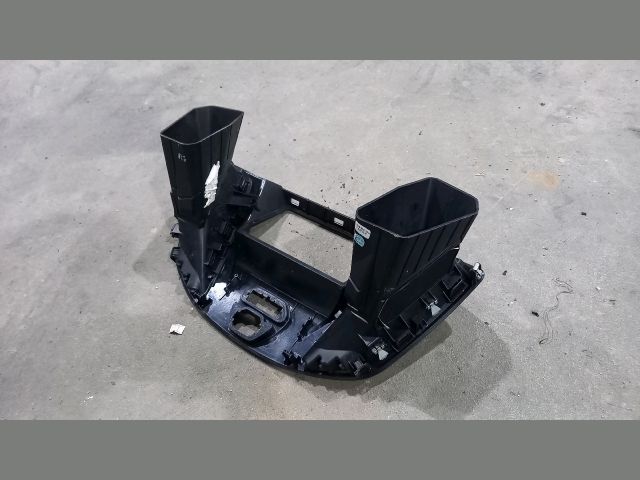 bontott FORD TRANSIT Rádió / CD Keret