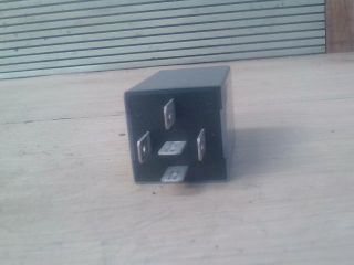 bontott FORD TRANSIT Relé