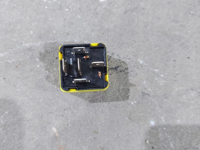 bontott FORD TRANSIT Relé