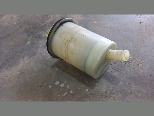 bontott FORD TRANSIT Szervóolaj Tartály