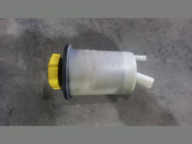 bontott FORD TRANSIT Szervóolaj Tartály