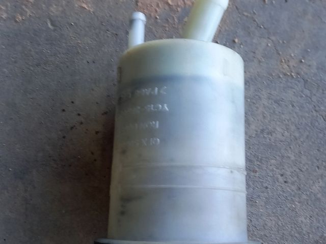 bontott FORD TRANSIT Szervóolaj Tartály