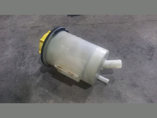 bontott FORD TRANSIT Szervóolaj Tartály