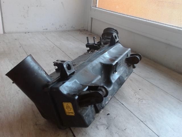 bontott FORD TRANSIT Szívás Zaj Csökkentő Doboz