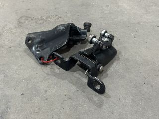 bontott FORD TRANSIT Tolóajtó Sín Görgő Szett