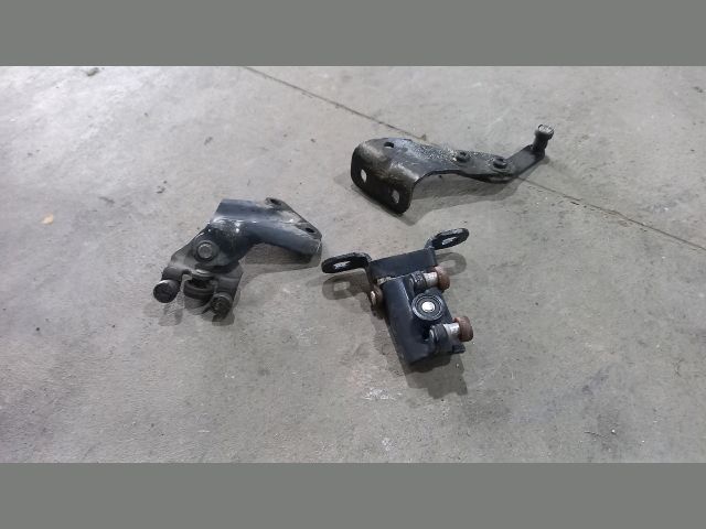 bontott FORD TRANSIT Tolóajtó Sín Görgő Szett