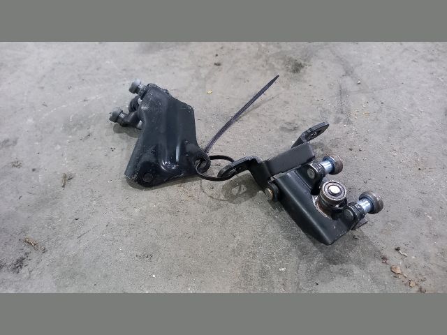 bontott FORD TRANSIT Tolóajtó Sín Görgő Szett