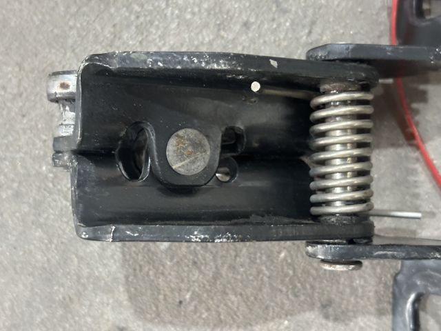 bontott FORD TRANSIT Tolóajtó Sín Görgő Szett