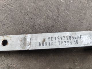 bontott FORD TRANSIT Tolóajtó Sín Görgő