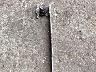 bontott FORD TRANSIT Tolóajtó Sín Görgő