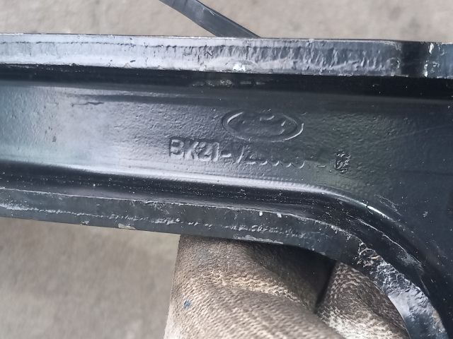 bontott FORD TRANSIT Tolóajtó Sín Görgő