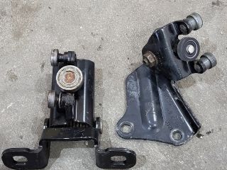 bontott FORD TRANSIT Tolóajtó Sín Görgő