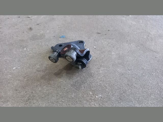 bontott FORD TRANSIT Tolóajtó Sín Görgő