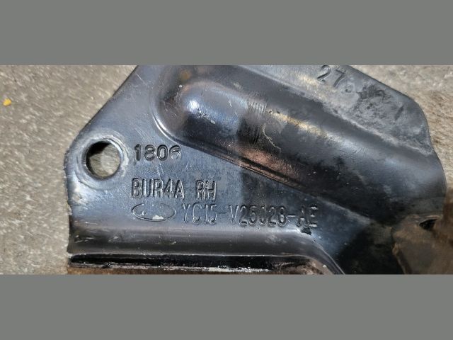 bontott FORD TRANSIT Tolóajtó Sín Görgő