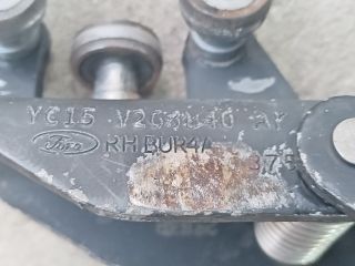 bontott FORD TRANSIT Tolóajtó Sín Görgő