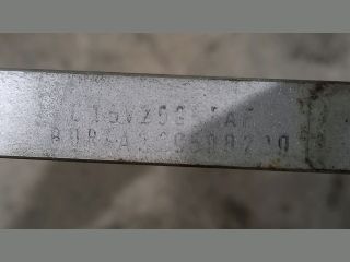 bontott FORD TRANSIT Tolóajtó Sín Görgő