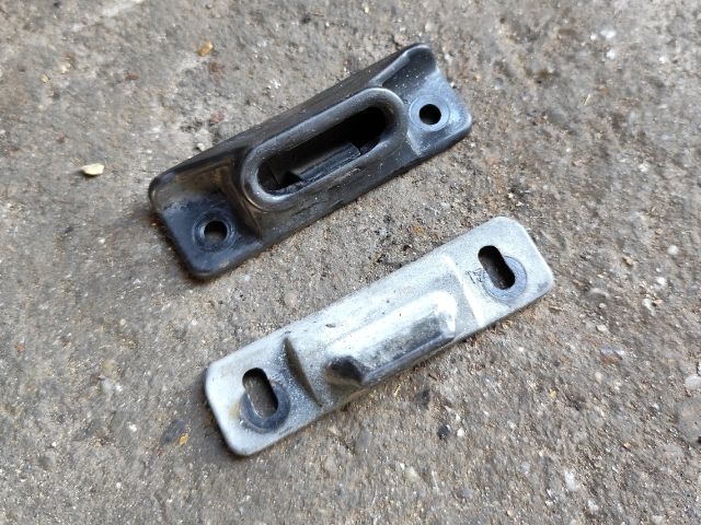 bontott FORD TRANSIT Tolóajtó Ütköző