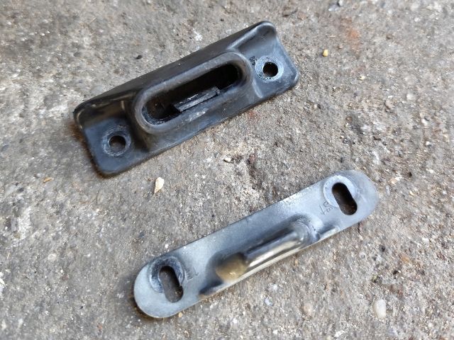 bontott FORD TRANSIT Tolóajtó Ütköző