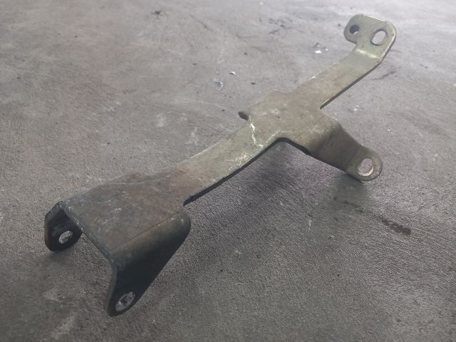 bontott FORD TRANSIT Turbó Tartó Konzol