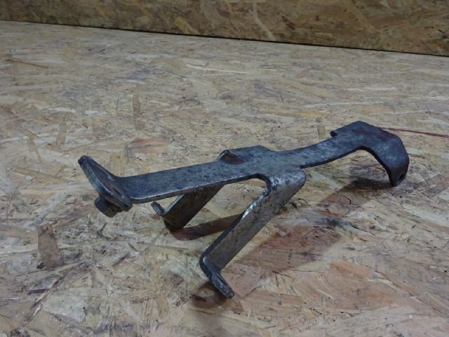 bontott FORD TRANSIT Turbó Tartó Konzol