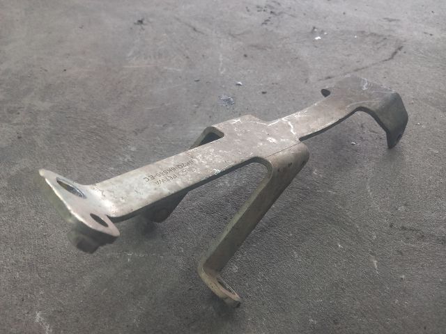 bontott FORD TRANSIT Turbó Tartó Konzol