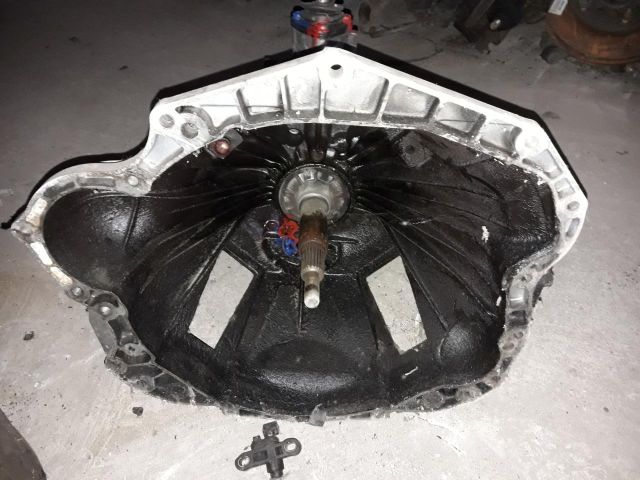 bontott FORD TRANSIT Váltó (Mechanikus)