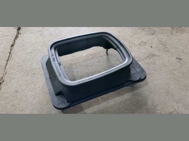 bontott FORD TRANSIT Váltószoknya Rögzítő Keret