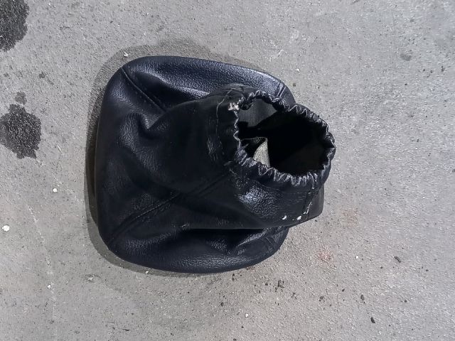 bontott FORD TRANSIT Váltószoknya