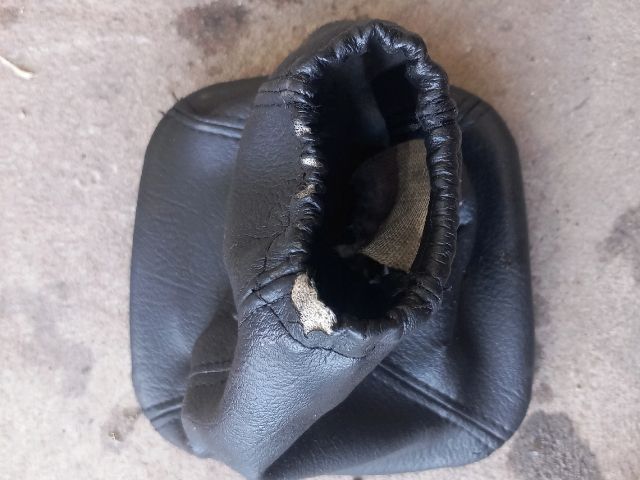 bontott FORD TRANSIT Váltószoknya