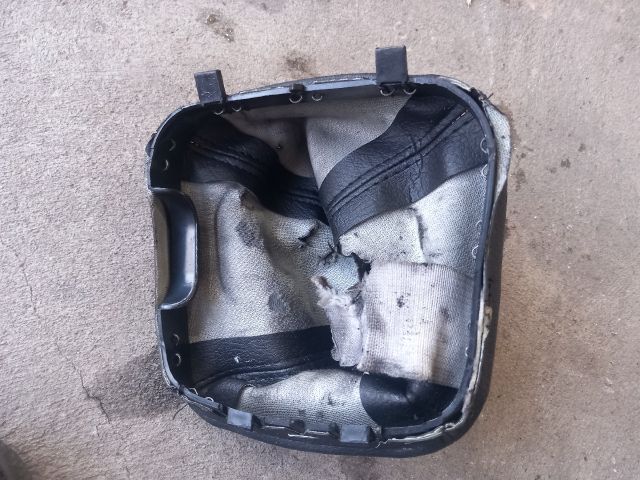 bontott FORD TRANSIT Váltószoknya