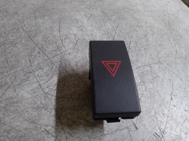 bontott FORD TRANSIT Vészvillogó Kapcsoló