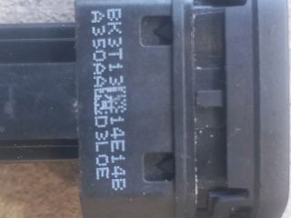 bontott FORD TRANSIT Vészvillogó Kapcsoló