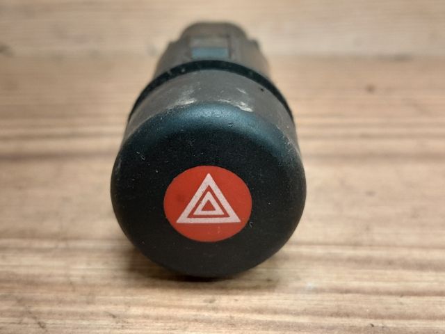 bontott FORD TRANSIT Vészvillogó Kapcsoló