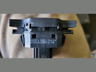 bontott FORD TRANSIT Vészvillogó Kapcsoló