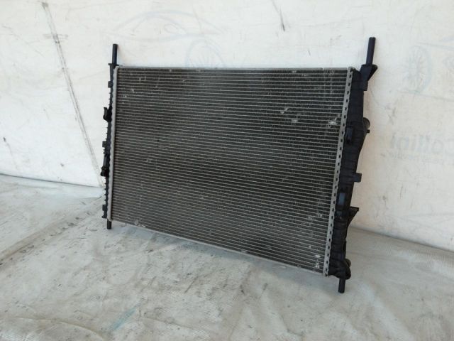 bontott FORD TRANSIT Vízhűtő Radiátor (Nem klímás)